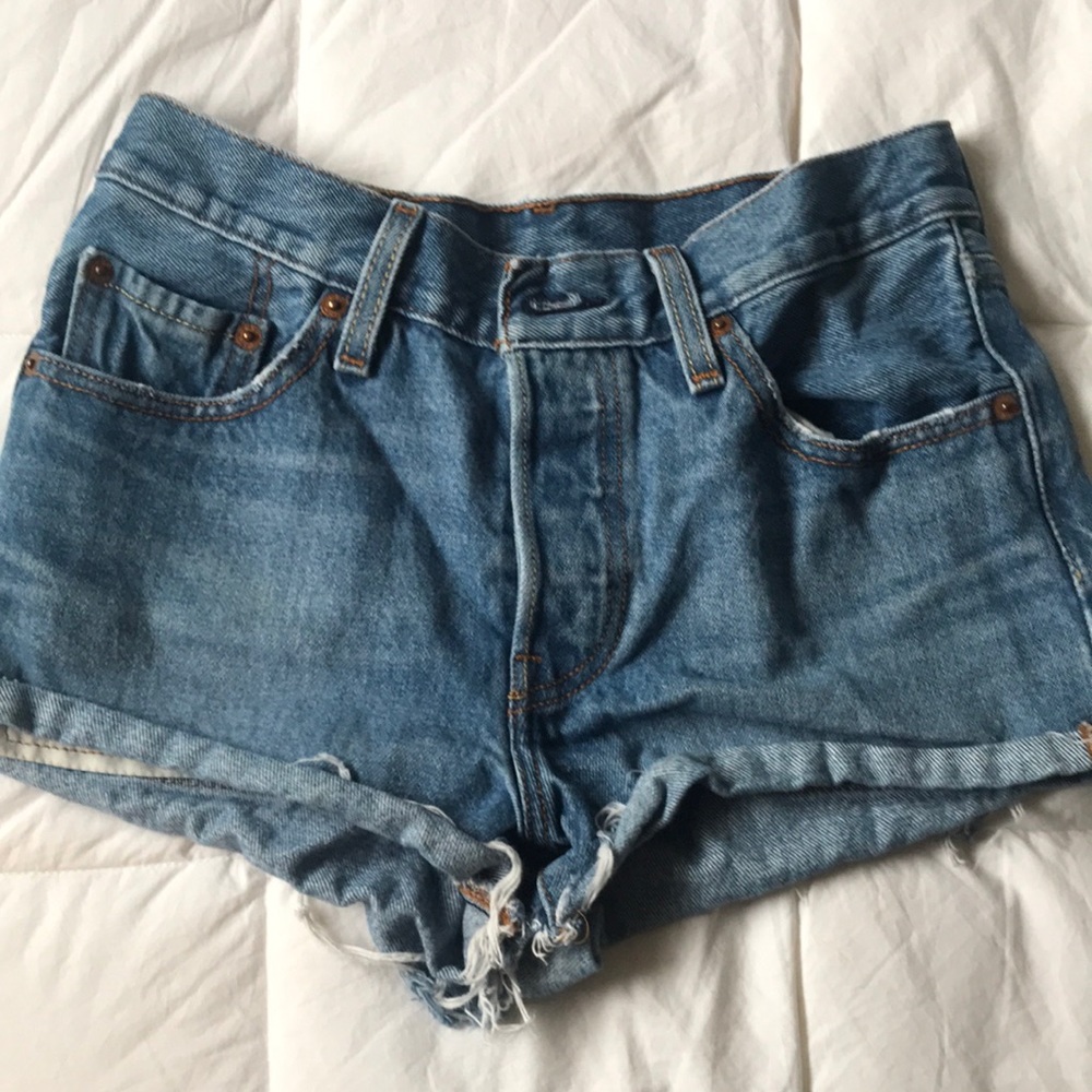 Levi’s Jean shorts size 24